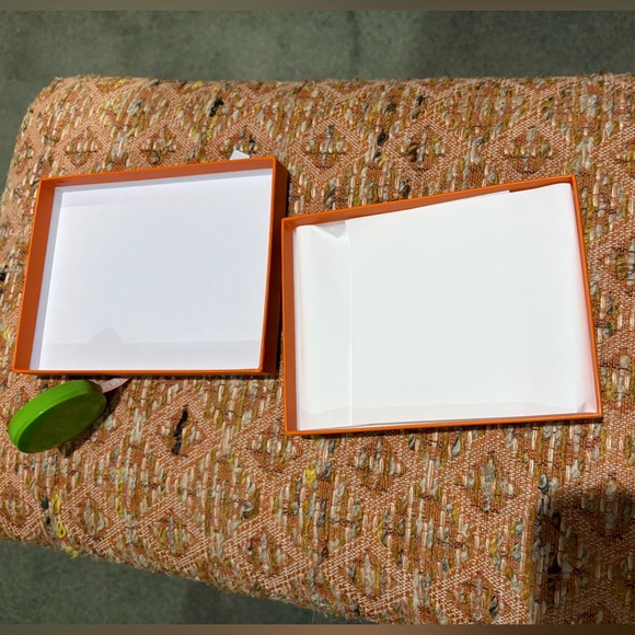 Hermes Box 4.5” x 6” - Picture 6 of 7